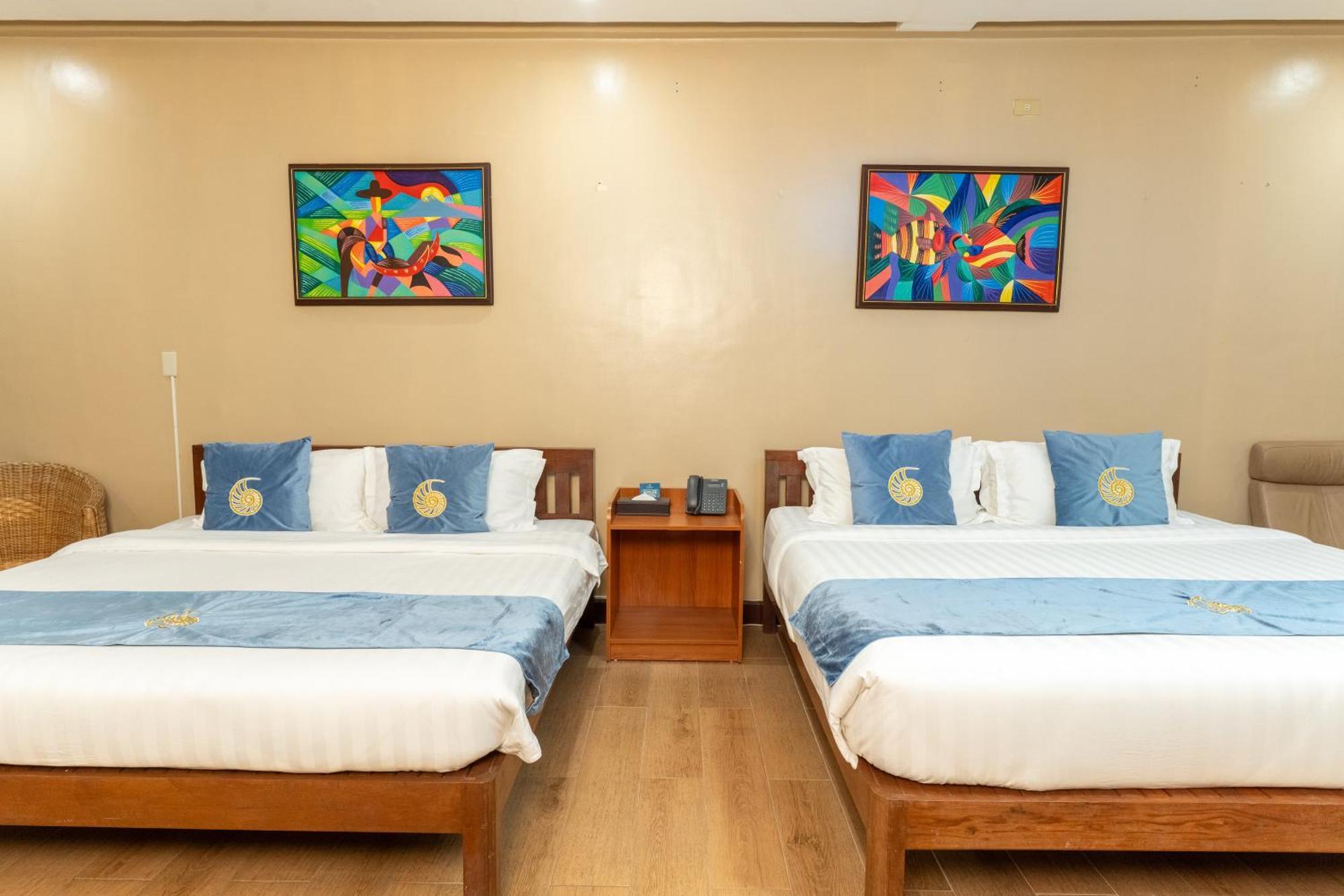 Costa Palawan Resort Puerto Princesa Buitenkant foto