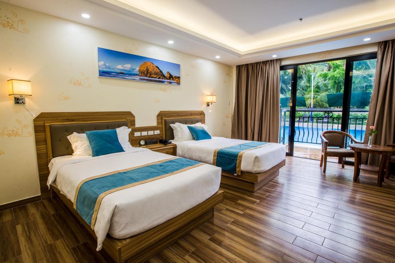 Costa Palawan Resort Puerto Princesa Buitenkant foto